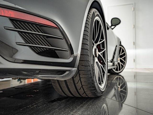 2017 Porsche 911 Turbo