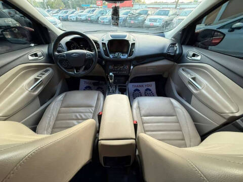 2019 Ford Escape Titanium