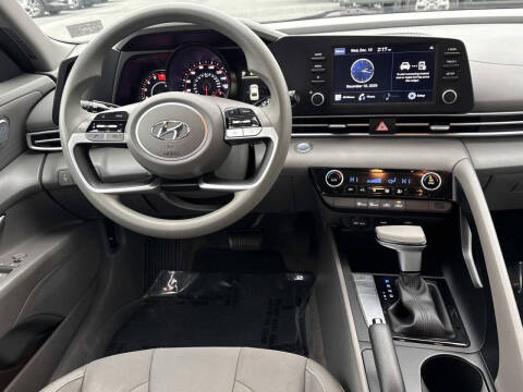 2023 Hyundai Elantra