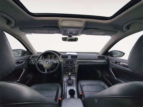 2017 Volkswagen Passat 1.8T SE