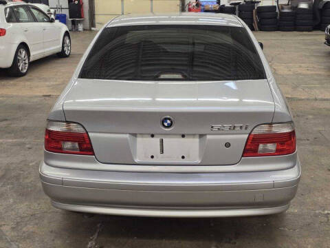 2001 BMW 5 Series 530i
