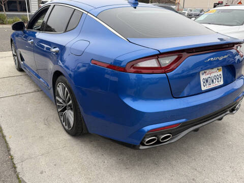 2018 Kia Stinger Premium