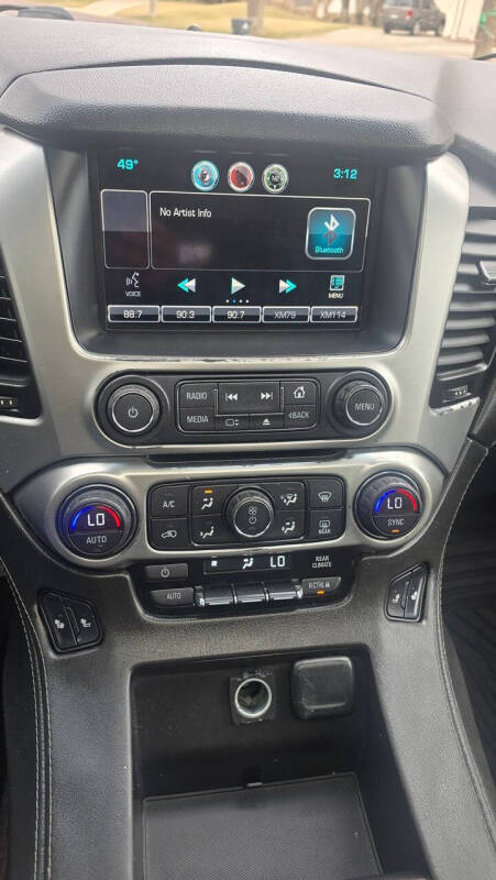 2015 Chevrolet Suburban LT