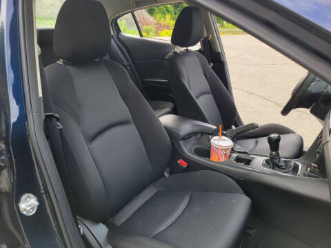 2014 Mazda MAZDA3 i SV