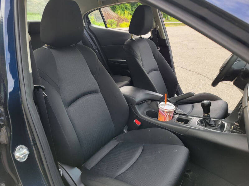 2014 Mazda MAZDA3 i SV