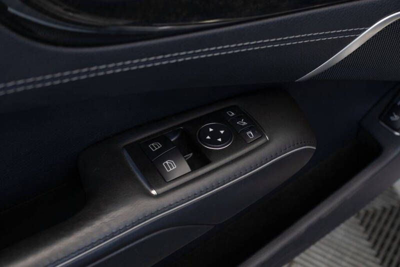 2013 Mercedes-Benz SL-Class SL 550