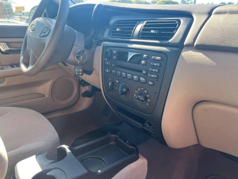 2001 Ford Taurus SES