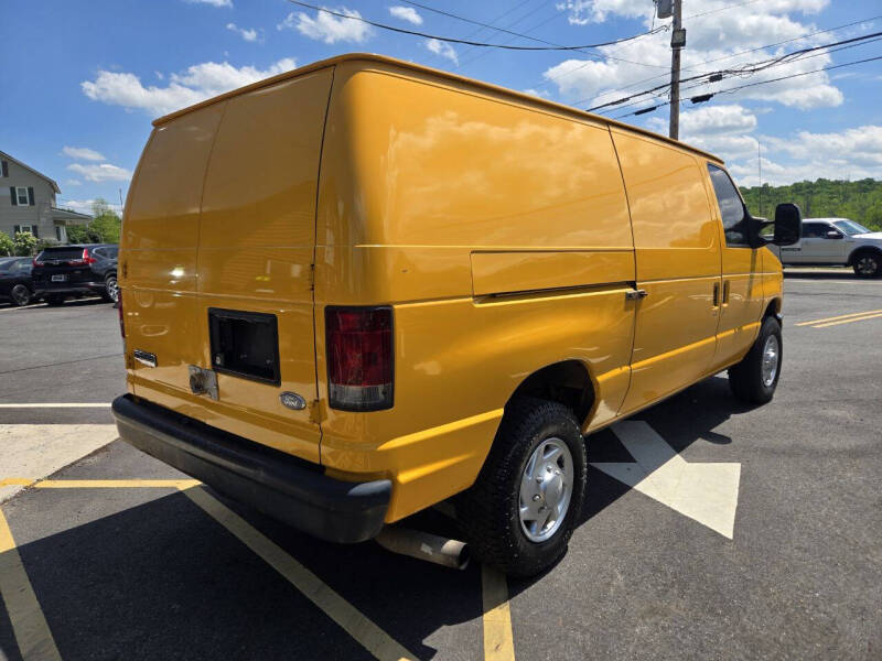 2010 Ford E-Series E-350 SD