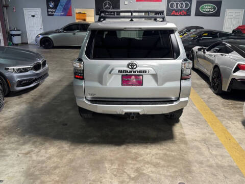 2022 Toyota 4Runner SR5