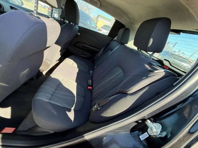 2013 Chevrolet Sonic LT Auto