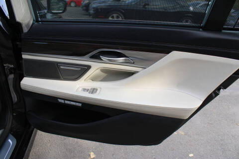 2016 BMW 7 Series 750i