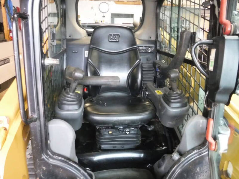 2018 Caterpillar 249D Track Skid Steer