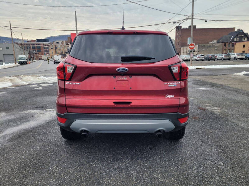 2019 Ford Escape Titanium