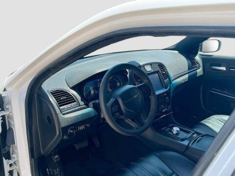 2023 Chrysler 300 S V6