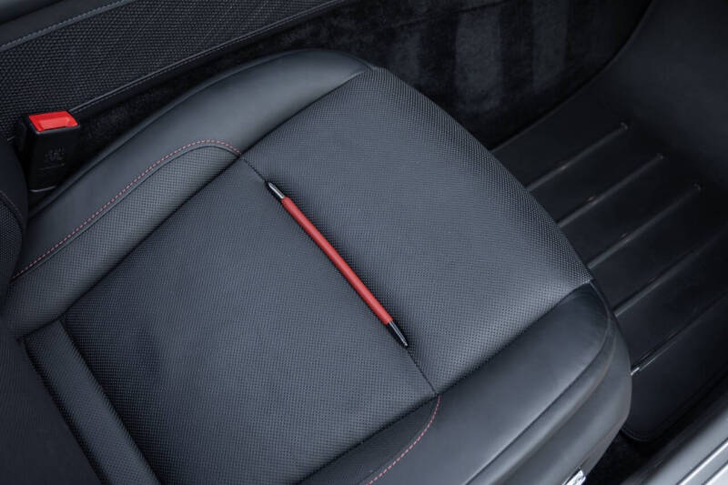 2019 Rolls-Royce Black Badge Dawn