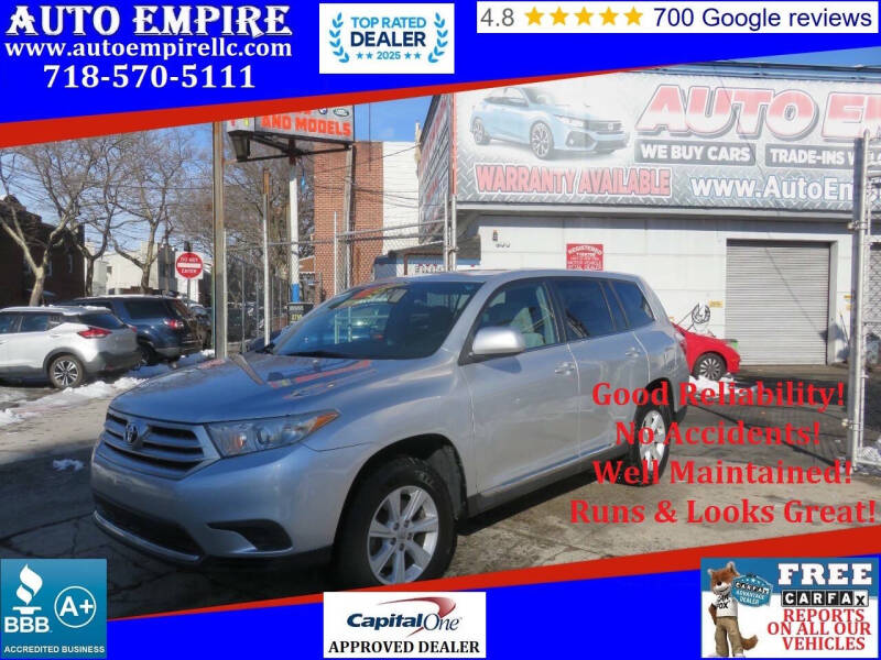 2012 Toyota Highlander Base's photo