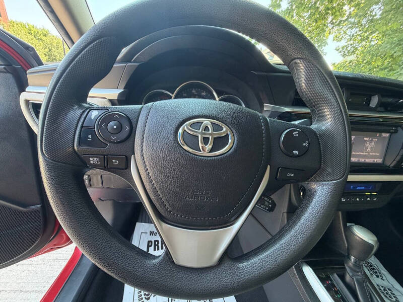 2015 Toyota Corolla LE