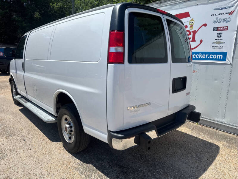 2024 GMC Savana 2500