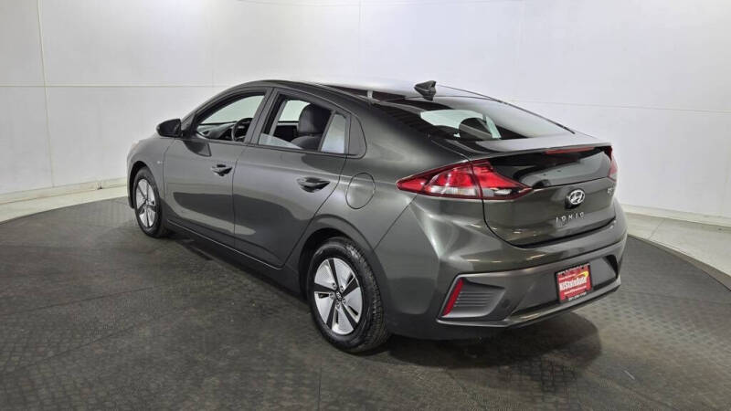 2020 Hyundai Ioniq Hybrid Blue