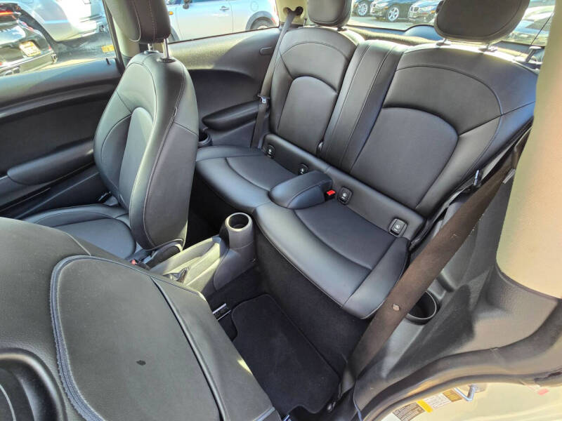 2015 MINI Hardtop 2 Door Cooper