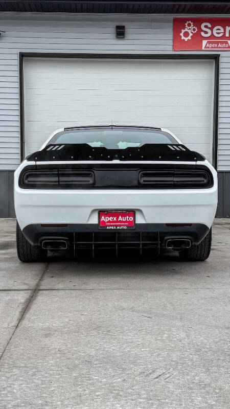 2016 Dodge Challenger R/T Scat Pack