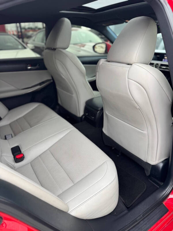 2016 Lexus IS 200t