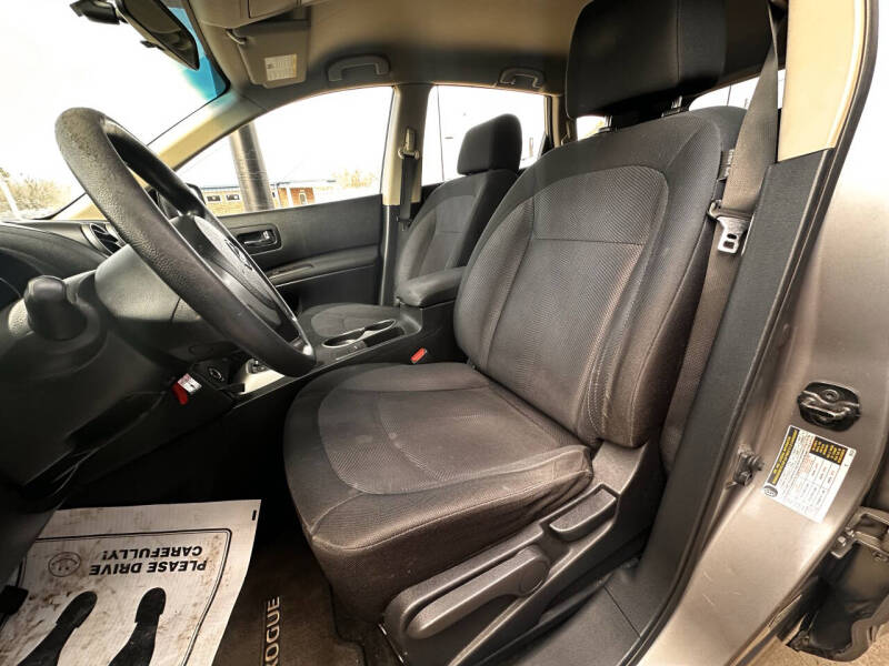 2013 Nissan Rogue S