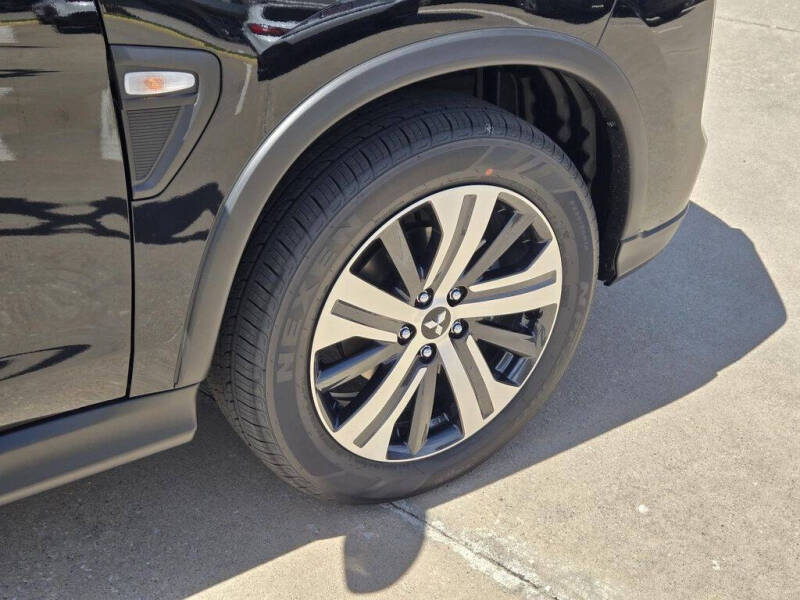 2026 Mitsubishi Outlander Sport ES