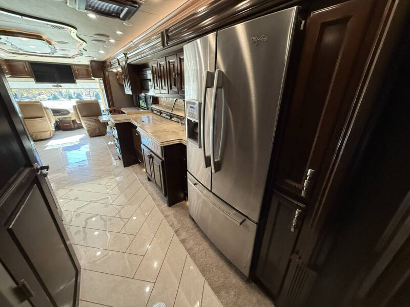 2016 Tiffin Allegro Bus