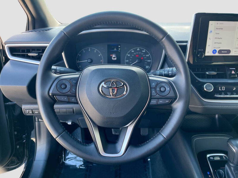 2023 Toyota Corolla Hatchback SE