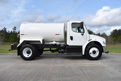 2014 Freightliner M2 106