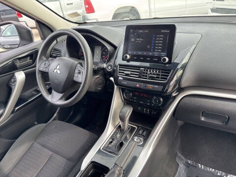 2024 Mitsubishi Eclipse Cross LE