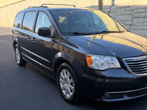 2014 Chrysler Town and Country Touring