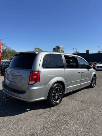 2016 Dodge Grand Caravan SE Plus