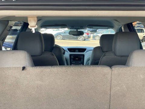 2017 Chevrolet Traverse LT