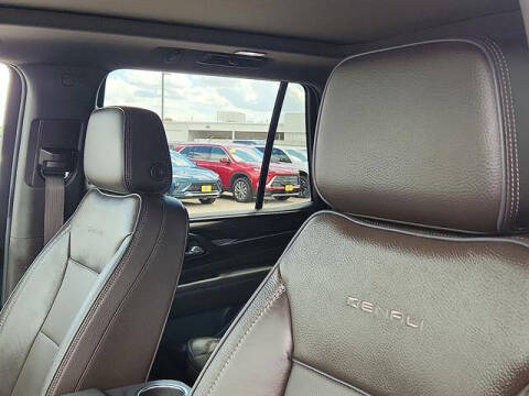 2022 GMC Yukon Denali