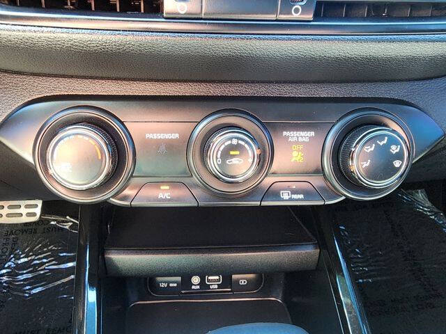 2021 Kia Forte GT Line