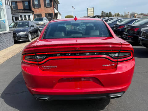 2015 Dodge Charger SXT