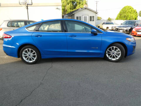 2019 Ford Fusion Hybrid SE