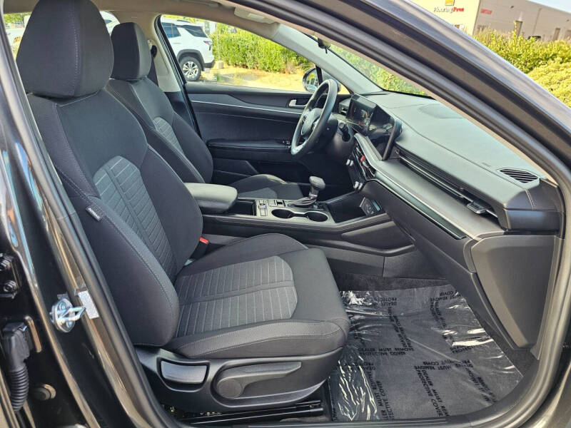 2026 Kia K5 LXS