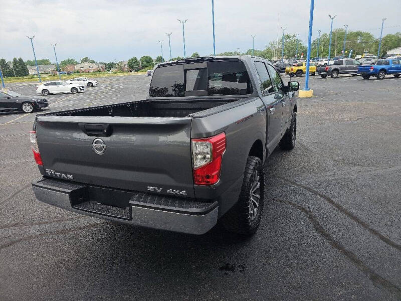2018 Nissan Titan SV