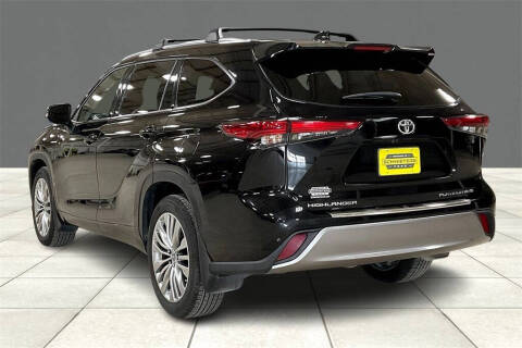 2023 Toyota Highlander Platinum