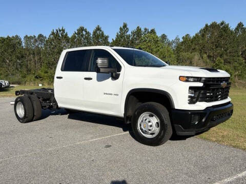 2024 Chevrolet Silverado 3500HD CC Work Truck