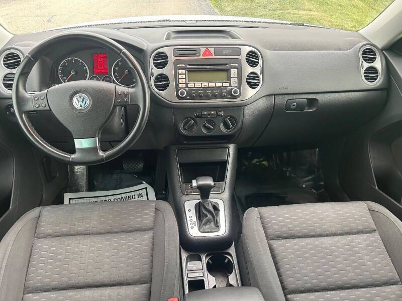 2009 Volkswagen Tiguan S