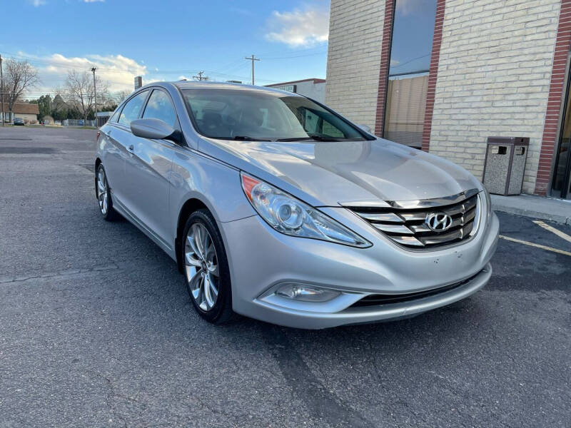 2011 Hyundai Sonata for sale at Gq Auto in Denver CO
