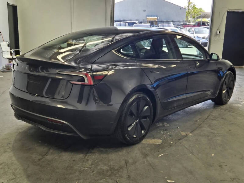 2025 Tesla Model 3 Long Range