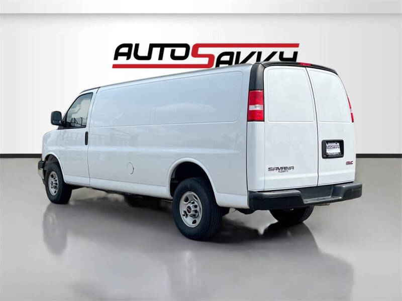 2023 GMC Savana 3500