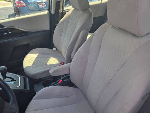 2015 Mazda MAZDA5 Sport