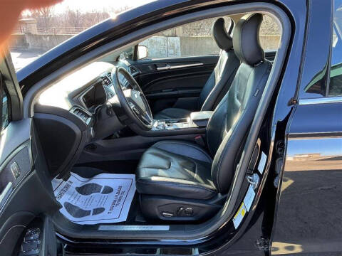 2019 Ford Fusion Hybrid Titanium