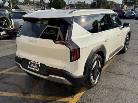 2024 Kia EV9 Wind